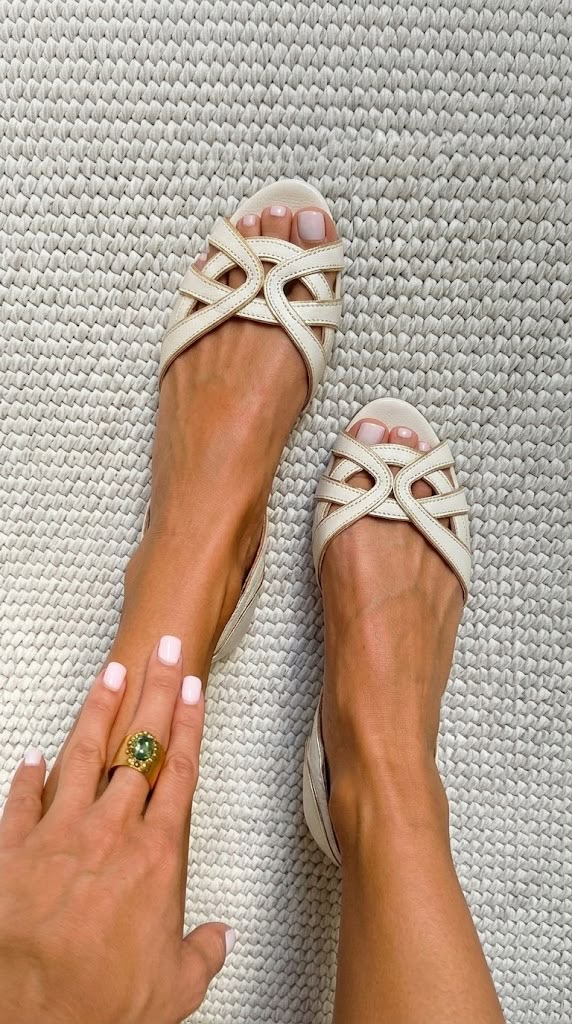 Bella - sandali estivi intrecciati da donna