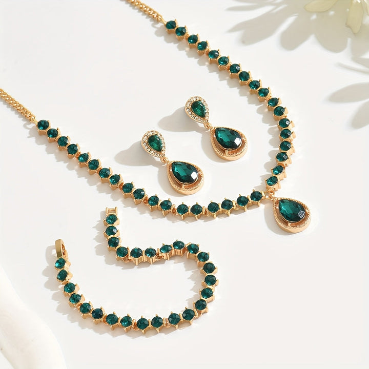 Set di gioielli geometrico con cristalli