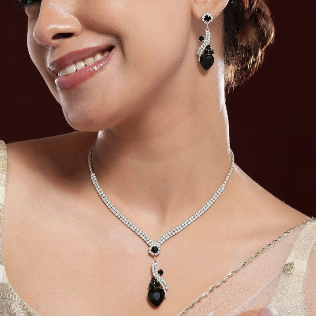 Set collana e orecchini con zirconia