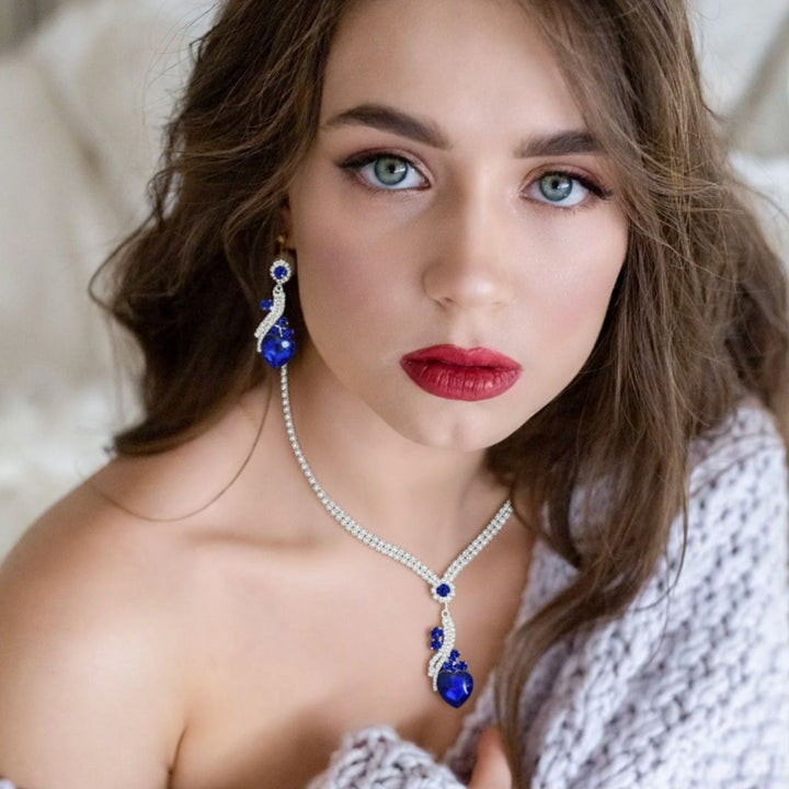 Set collana e orecchini con zirconia