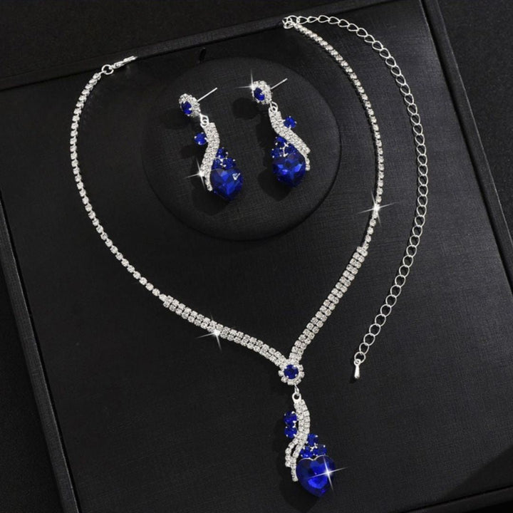 Set collana e orecchini con zirconia