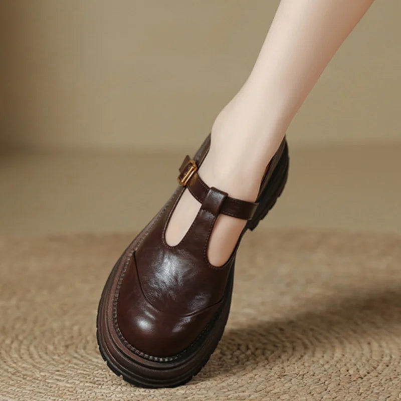 Luna | Scarpe Classiche con Cinturino a T