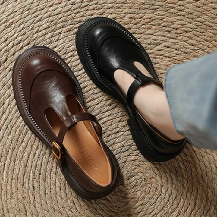 Luna | Scarpe Classiche con Cinturino a T