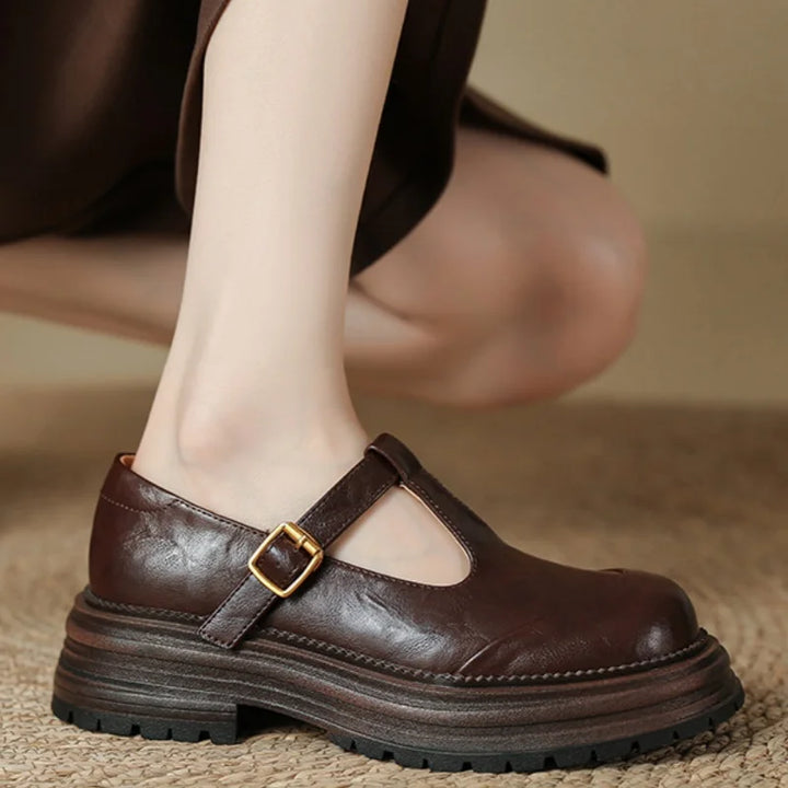 Luna | Scarpe Classiche con Cinturino a T