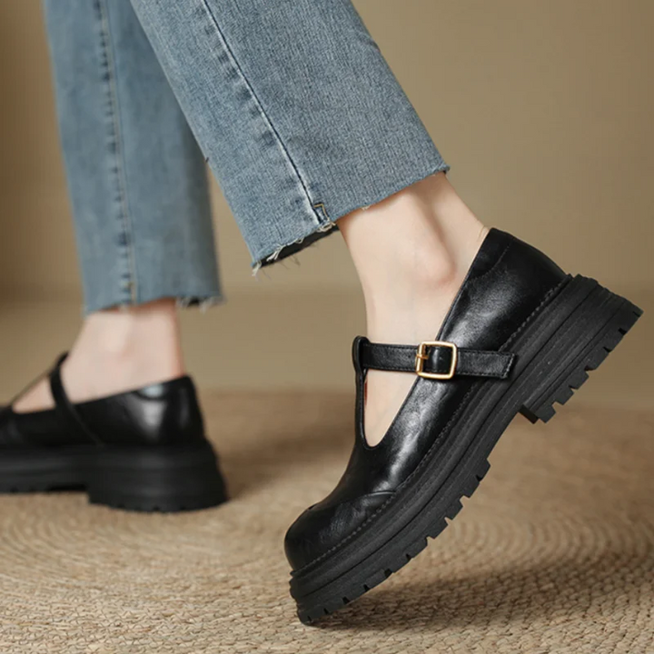 Luna | Scarpe Classiche con Cinturino a T