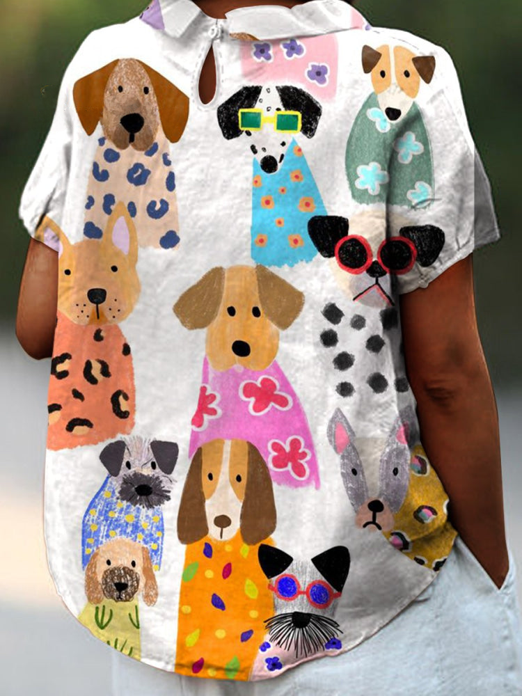 Tilly - dettaglio della camicia con stampa di cani