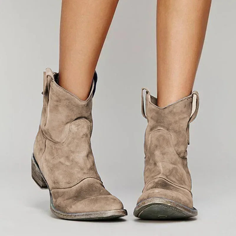Cyrine - stivaletti western in camoscio da donna - Maria Milano