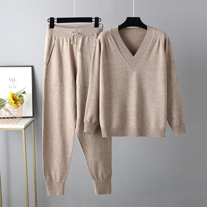 Evaris | Completo in maglia a due pezzi