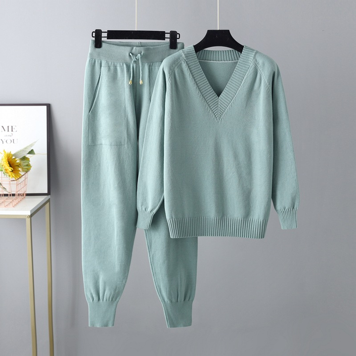Evaris | Completo in maglia a due pezzi